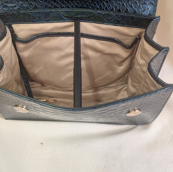 NWT Brahmin Small Hallie in Evergreen Kalopsia - Picture 10 of 15